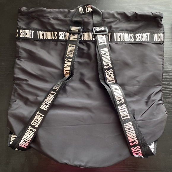 Victoria’s Secret drawstring backpack - brand new - black and silver - Picture 2 of 4